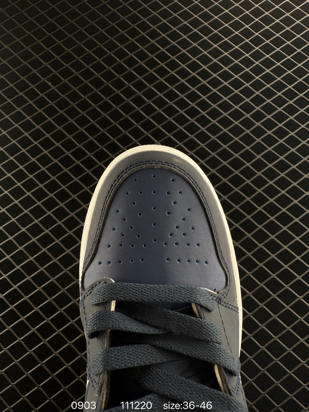 Nike Air Jordan 1 Mid AJ1